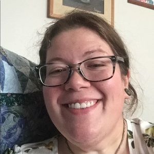 Meet your Posher, Desiree’